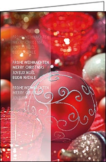 Weihnachtskarte mit roter Weihnachtskugel und Text